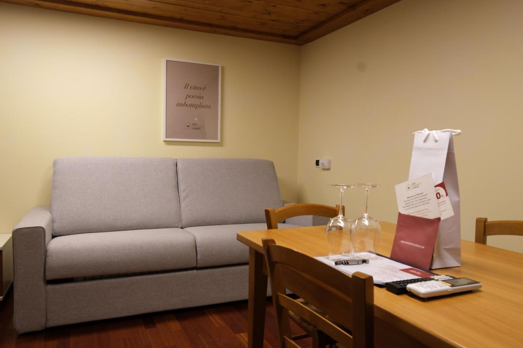 Wine Barbaresco Apartment *