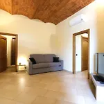 Wine Apartments Florence Barbaresco